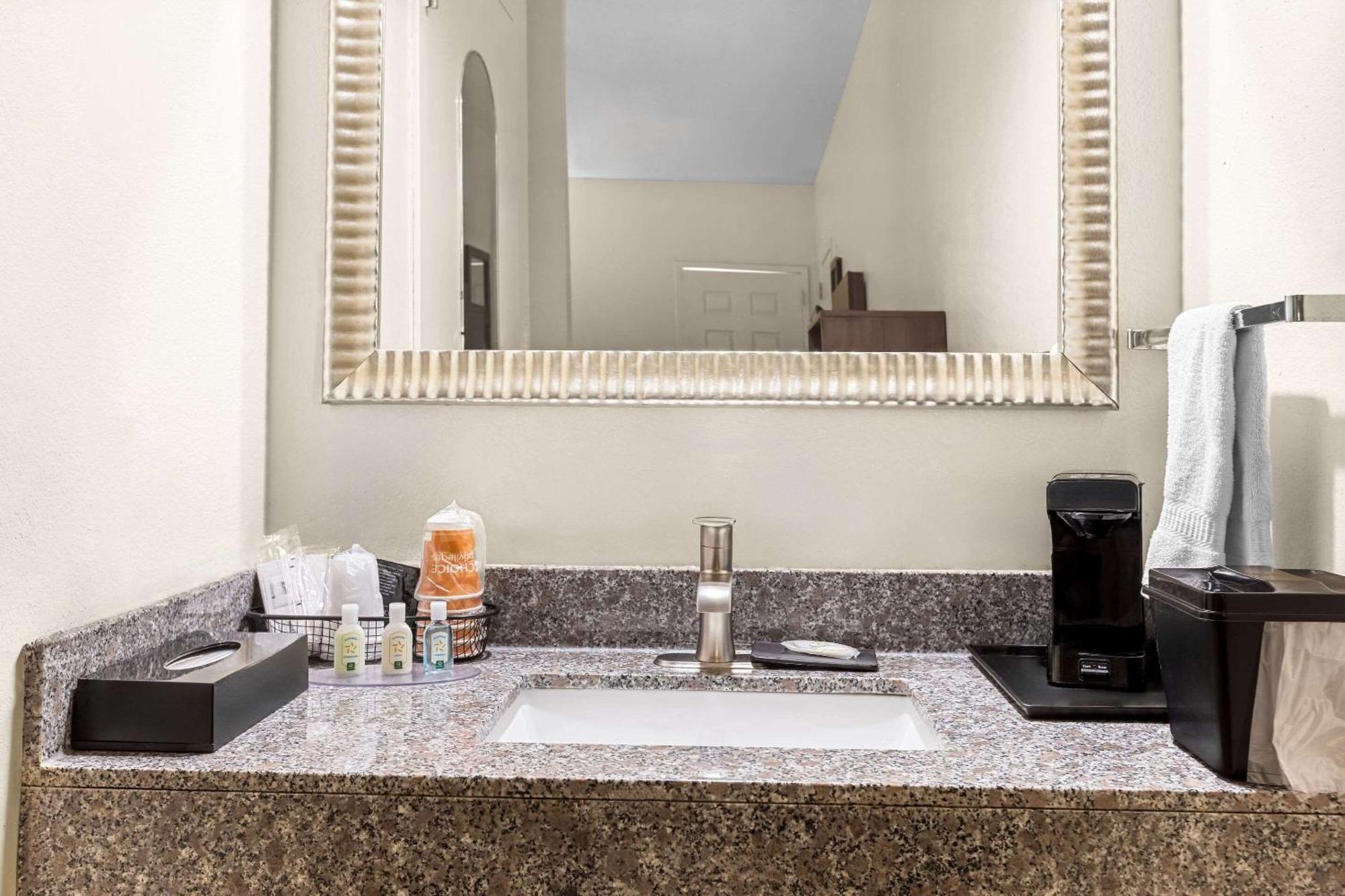 Quality Inn Port Wentworth Savannah North Exteriör bild